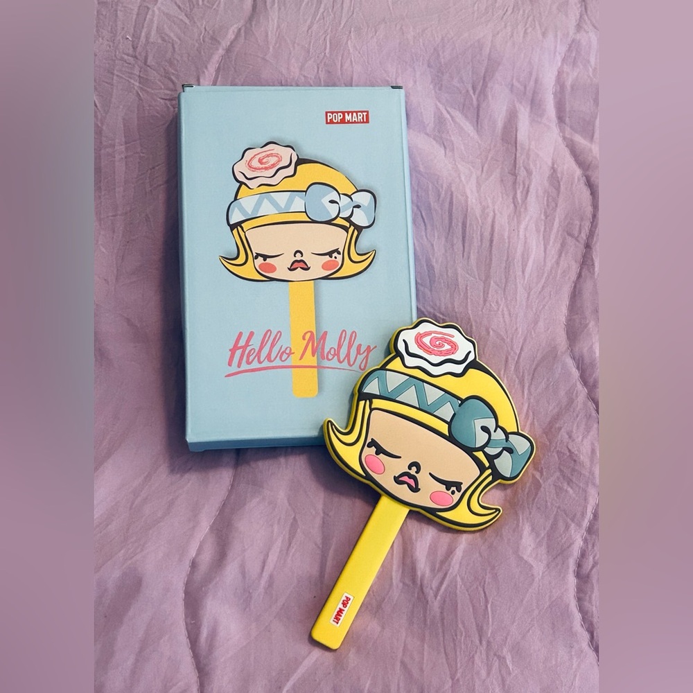 POP MART Hello Molly Handheld Mirror